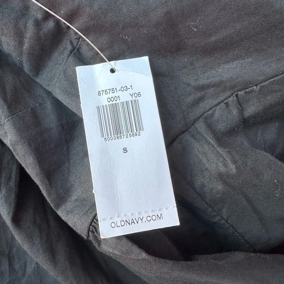 NWT Old Navy Fit & Flare Puff-Sleeve Smocked All-Day Midi Dress, Black Size S - Picture 5 of 6